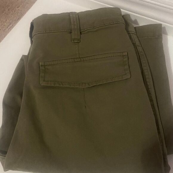 NWT Olive Green Chinos Khaki Straight Leg Pants Women's Size US 8 - Picture 5 of 14
